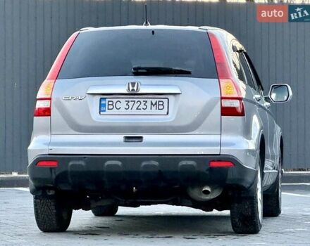 Серый Хонда СРВ, объемом двигателя 2.2 л и пробегом 286 тыс. км за 9100 $, фото 8 на Automoto.ua