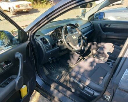 Серый Хонда СРВ, объемом двигателя 2.2 л и пробегом 180 тыс. км за 11200 $, фото 6 на Automoto.ua