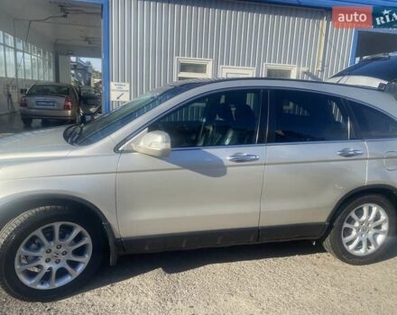 Хонда СРВ 2007 в Николаеве на Automoto.ua Серый Хонда СРВ, объемом двигателя 2.2 л и пробегом 300 тыс. км за 8800 $, фото 15 на Automoto.ua