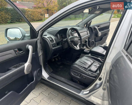 Серый Хонда СРВ, объемом двигателя 2.2 л и пробегом 293 тыс. км за 9800 $, фото 21 на Automoto.ua