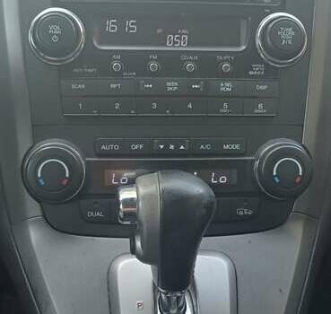 Серый Хонда СРВ, объемом двигателя 2 л и пробегом 191 тыс. км за 11000 $, фото 3 на Automoto.ua