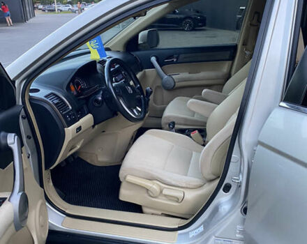 Серый Хонда СРВ, объемом двигателя 2.2 л и пробегом 230 тыс. км за 9500 $, фото 9 на Automoto.ua