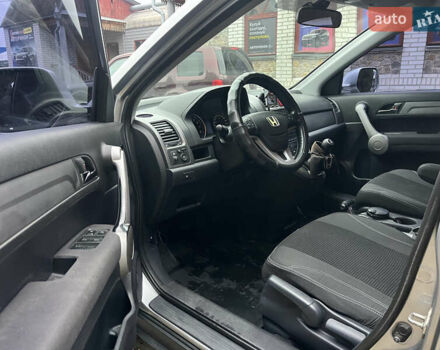 Серый Хонда СРВ, объемом двигателя 2 л и пробегом 214 тыс. км за 9500 $, фото 9 на Automoto.ua