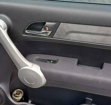 Серый Хонда СРВ, объемом двигателя 2 л и пробегом 194 тыс. км за 10500 $, фото 17 на Automoto.ua