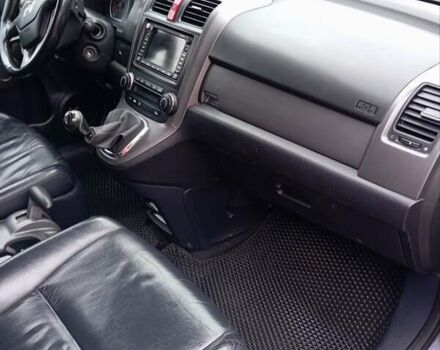 Серый Хонда СРВ, объемом двигателя 2.2 л и пробегом 320 тыс. км за 8900 $, фото 4 на Automoto.ua