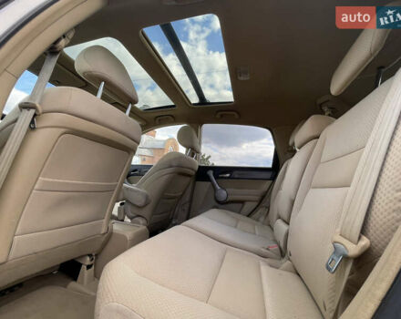 Серый Хонда СРВ, объемом двигателя 2.2 л и пробегом 299 тыс. км за 8700 $, фото 10 на Automoto.ua