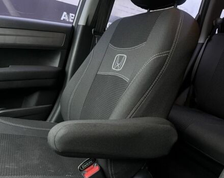 Серый Хонда СРВ, объемом двигателя 2 л и пробегом 214 тыс. км за 9500 $, фото 15 на Automoto.ua