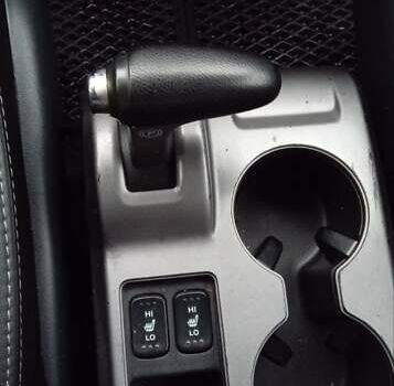 Серый Хонда СРВ, объемом двигателя 2.2 л и пробегом 232 тыс. км за 11000 $, фото 10 на Automoto.ua