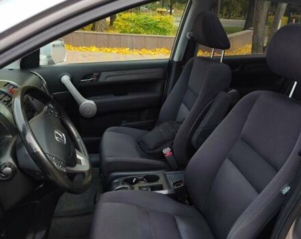 Серый Хонда СРВ, объемом двигателя 2.2 л и пробегом 240 тыс. км за 9900 $, фото 8 на Automoto.ua