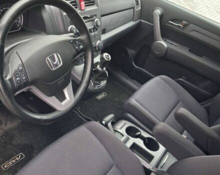 Серый Хонда СРВ, объемом двигателя 2.2 л и пробегом 270 тыс. км за 10200 $, фото 4 на Automoto.ua