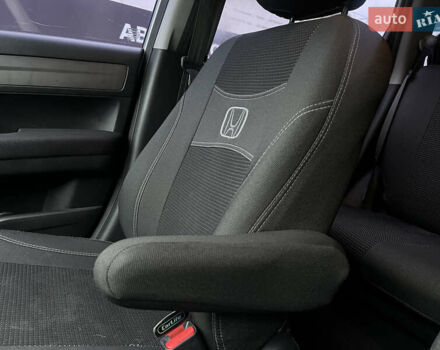 Серый Хонда СРВ, объемом двигателя 2 л и пробегом 214 тыс. км за 9500 $, фото 18 на Automoto.ua