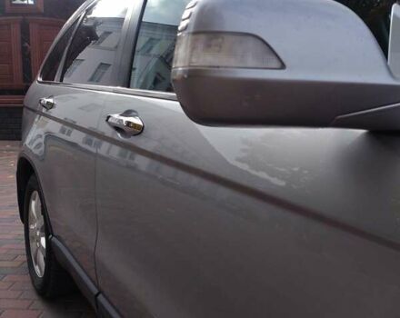 Серый Хонда СРВ, объемом двигателя 2.2 л и пробегом 240 тыс. км за 9900 $, фото 1 на Automoto.ua