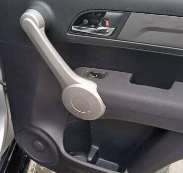 Серый Хонда СРВ, объемом двигателя 2 л и пробегом 194 тыс. км за 10500 $, фото 13 на Automoto.ua