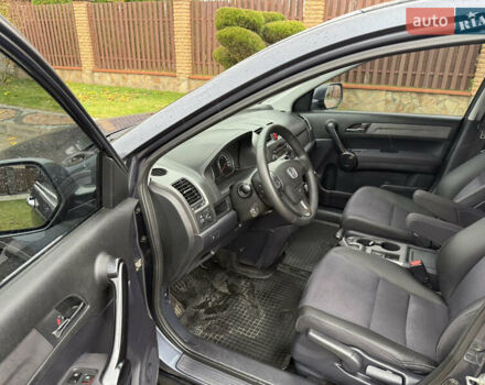 Хонда СРВ 2007 в Луцке на Automoto.ua Серый Хонда СРВ, объемом двигателя 2 л и пробегом 235 тыс. км за 8555 $, фото 9 на Automoto.ua