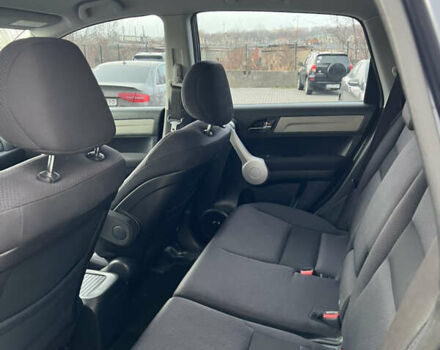 Сірий Хонда СРВ, об'ємом двигуна 2 л та пробігом 187 тис. км за 9800 $, фото 15 на Automoto.ua