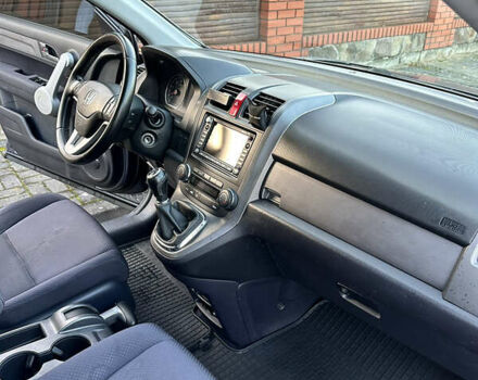 Сірий Хонда СРВ, об'ємом двигуна 2.2 л та пробігом 250 тис. км за 10900 $, фото 21 на Automoto.ua