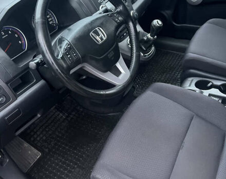 Серый Хонда СРВ, объемом двигателя 2.2 л и пробегом 275 тыс. км за 9500 $, фото 8 на Automoto.ua