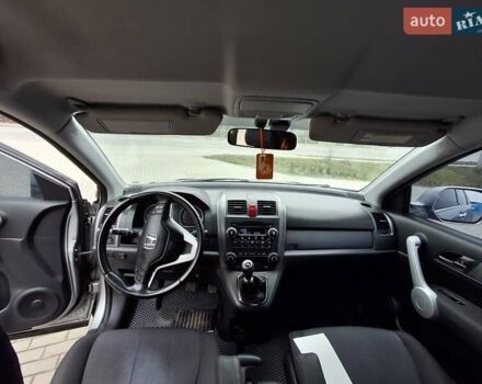 Серый Хонда СРВ, объемом двигателя 2 л и пробегом 240 тыс. км за 8200 $, фото 5 на Automoto.ua