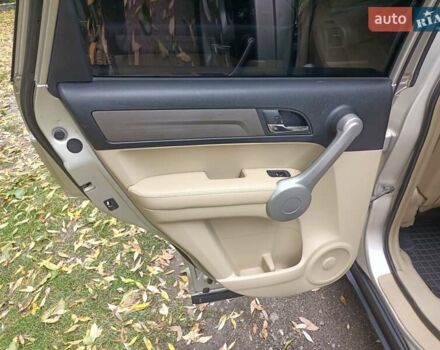 Серый Хонда СРВ, объемом двигателя 2.2 л и пробегом 307 тыс. км за 10300 $, фото 16 на Automoto.ua