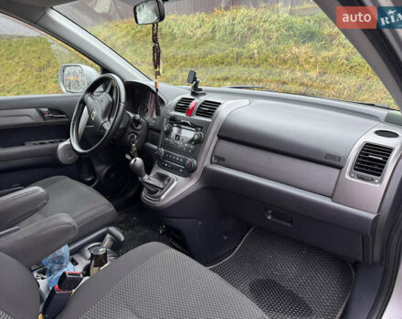 Серый Хонда СРВ, объемом двигателя 2.2 л и пробегом 266 тыс. км за 10200 $, фото 10 на Automoto.ua