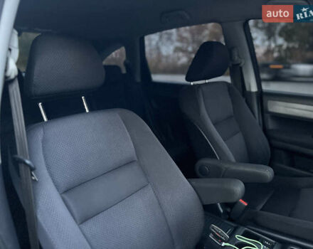 Сірий Хонда СРВ, об'ємом двигуна 2 л та пробігом 238 тис. км за 9499 $, фото 26 на Automoto.ua