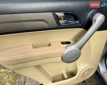 Серый Хонда СРВ, объемом двигателя 2.4 л и пробегом 164 тыс. км за 11350 $, фото 41 на Automoto.ua