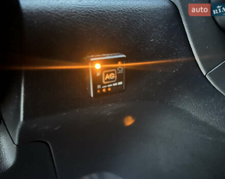 Сірий Хонда СРВ, об'ємом двигуна 2 л та пробігом 238 тис. км за 9499 $, фото 10 на Automoto.ua