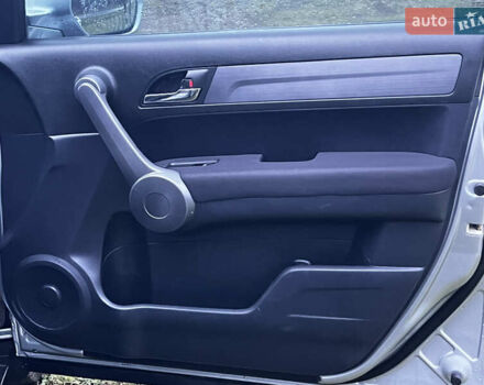 Сірий Хонда СРВ, об'ємом двигуна 2.35 л та пробігом 196 тис. км за 12600 $, фото 27 на Automoto.ua