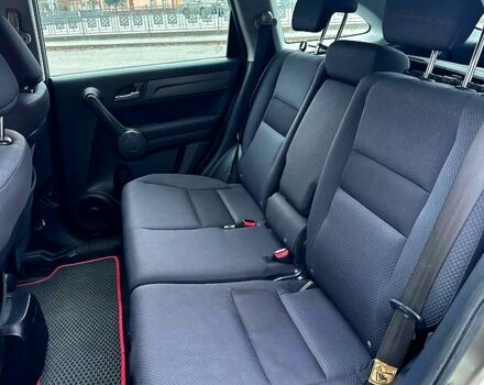 Серый Хонда СРВ, объемом двигателя 2 л и пробегом 157 тыс. км за 10000 $, фото 12 на Automoto.ua