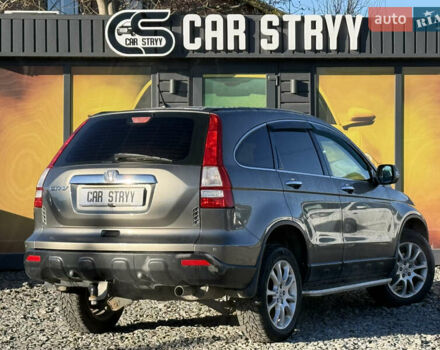 Серый Хонда СРВ, объемом двигателя 2.4 л и пробегом 214 тыс. км за 9500 $, фото 3 на Automoto.ua