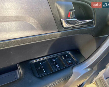 Сірий Хонда СРВ, об'ємом двигуна 2 л та пробігом 270 тис. км за 10800 $, фото 17 на Automoto.ua