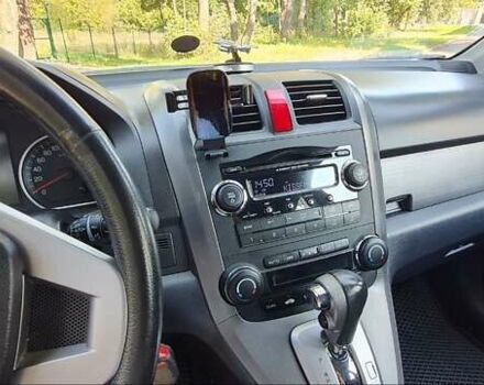 Серый Хонда СРВ, объемом двигателя 2.4 л и пробегом 220 тыс. км за 13000 $, фото 4 на Automoto.ua