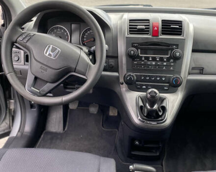Хонда СРВ 2008 в Радивилове на Automoto.ua Серый Хонда СРВ, объемом двигателя 2 л и пробегом 252 тыс. км за 9550 $, фото 16 на Automoto.ua