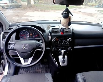 Серый Хонда СРВ, объемом двигателя 2.4 л и пробегом 223 тыс. км за 10300 $, фото 6 на Automoto.ua