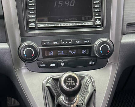 Сірий Хонда СРВ, об'ємом двигуна 2.2 л та пробігом 238 тис. км за 8999 $, фото 25 на Automoto.ua