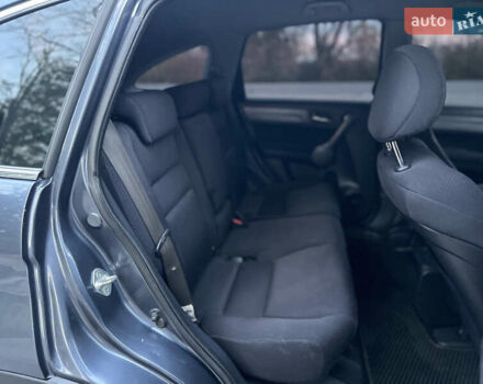 Сірий Хонда СРВ, об'ємом двигуна 2 л та пробігом 238 тис. км за 9499 $, фото 24 на Automoto.ua