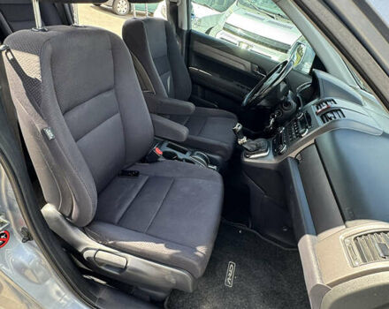 Серый Хонда СРВ, объемом двигателя 2.2 л и пробегом 220 тыс. км за 11300 $, фото 27 на Automoto.ua