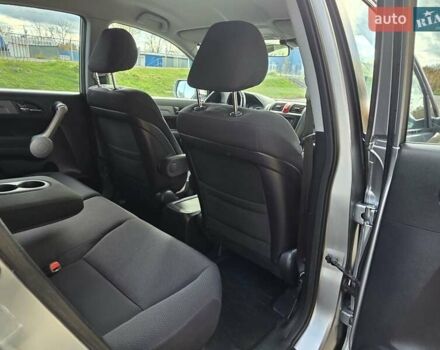 Серый Хонда СРВ, объемом двигателя 2.2 л и пробегом 241 тыс. км за 10500 $, фото 27 на Automoto.ua