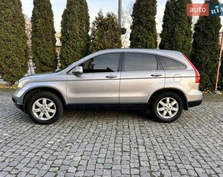 Серый Хонда СРВ, объемом двигателя 2.4 л и пробегом 212 тыс. км за 8900 $, фото 3 на Automoto.ua