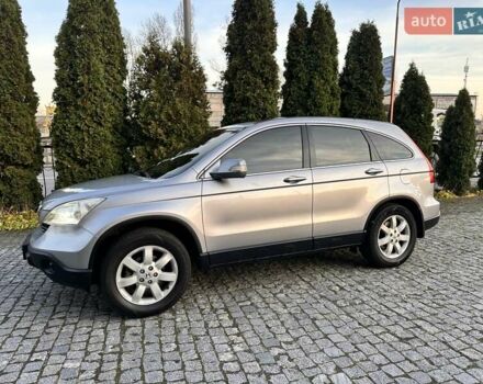 Серый Хонда СРВ, объемом двигателя 2.4 л и пробегом 212 тыс. км за 8900 $, фото 2 на Automoto.ua