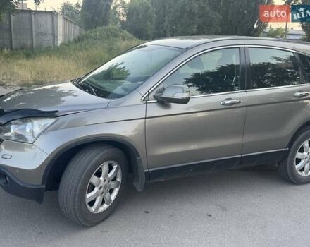 Серый Хонда СРВ, объемом двигателя 2.4 л и пробегом 175 тыс. км за 9300 $, фото 1 на Automoto.ua