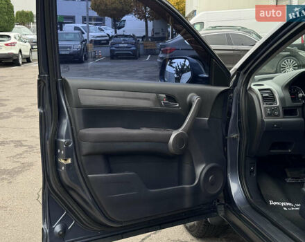 Серый Хонда СРВ, объемом двигателя 2 л и пробегом 157 тыс. км за 11350 $, фото 17 на Automoto.ua