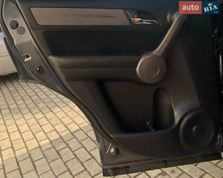 Серый Хонда СРВ, объемом двигателя 2 л и пробегом 270 тыс. км за 10400 $, фото 20 на Automoto.ua