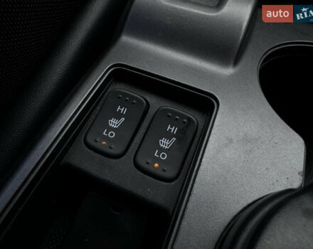 Серый Хонда СРВ, объемом двигателя 2 л и пробегом 157 тыс. км за 11350 $, фото 27 на Automoto.ua