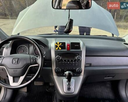Серый Хонда СРВ, объемом двигателя 2 л и пробегом 228 тыс. км за 11000 $, фото 9 на Automoto.ua