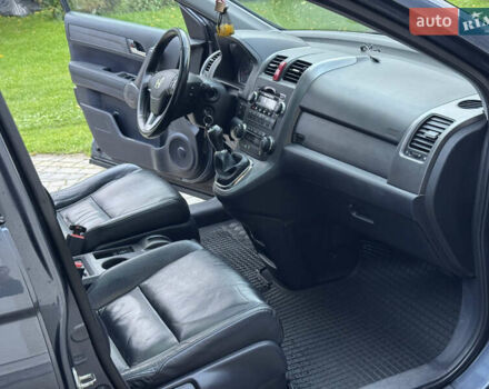 Серый Хонда СРВ, объемом двигателя 2.2 л и пробегом 258 тыс. км за 9750 $, фото 12 на Automoto.ua