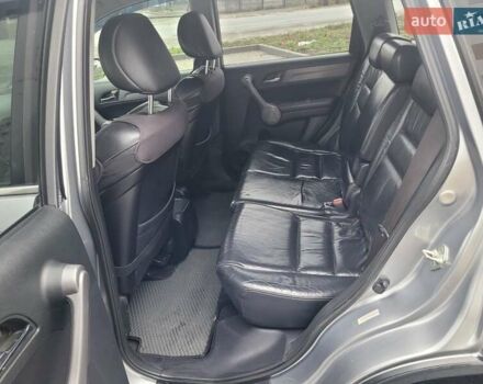 Серый Хонда СРВ, объемом двигателя 2.4 л и пробегом 335 тыс. км за 8300 $, фото 20 на Automoto.ua