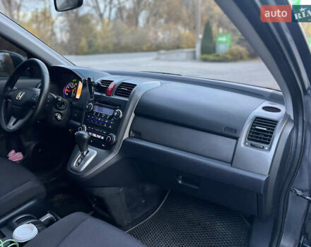 Сірий Хонда СРВ, об'ємом двигуна 2 л та пробігом 238 тис. км за 9499 $, фото 22 на Automoto.ua