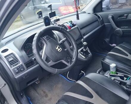 Серый Хонда СРВ, объемом двигателя 2 л и пробегом 228 тыс. км за 9500 $, фото 7 на Automoto.ua