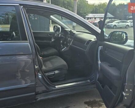 Серый Хонда СРВ, объемом двигателя 2.2 л и пробегом 156 тыс. км за 10800 $, фото 16 на Automoto.ua